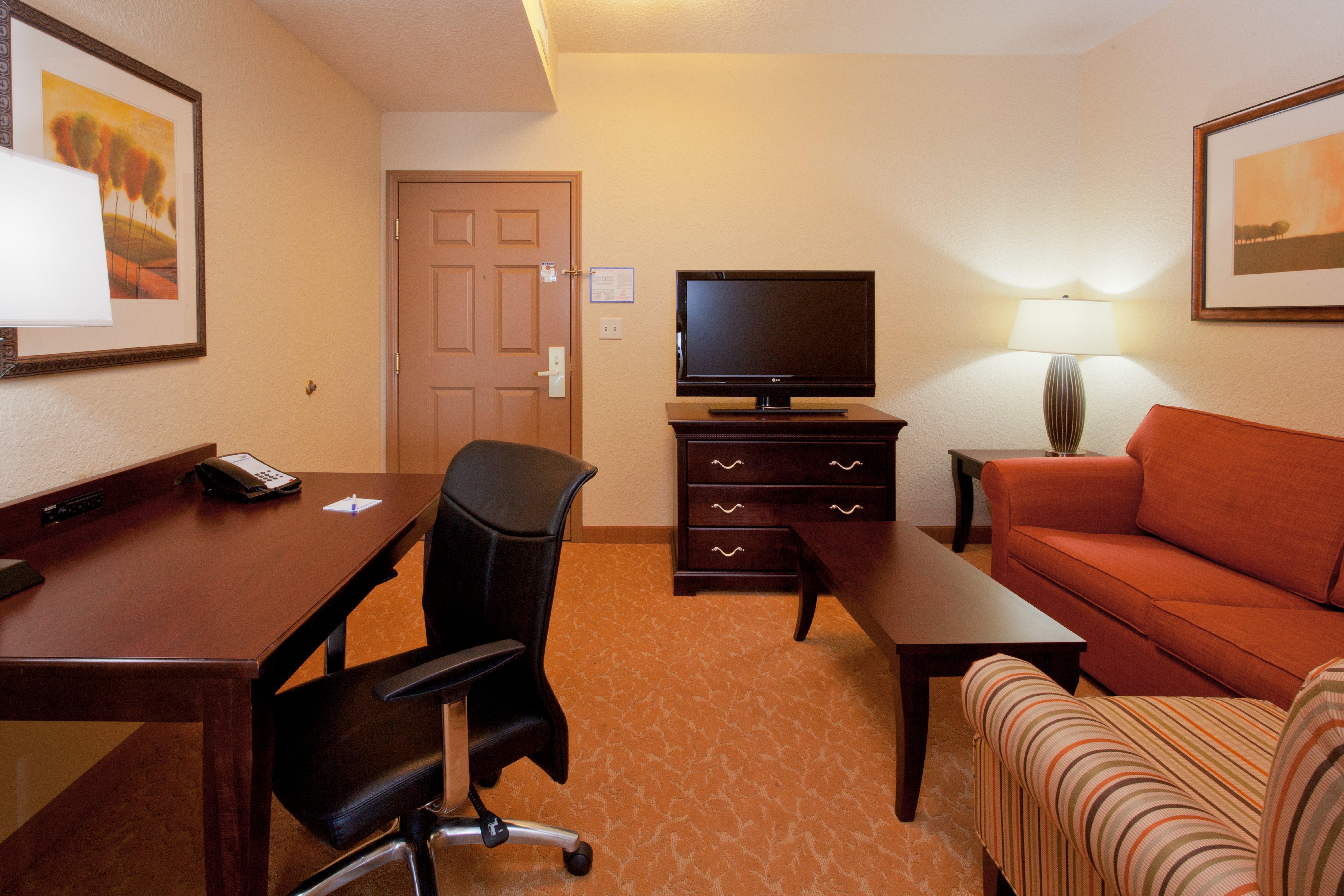 Holiday Inn Express & Suites Lakeland North I-4 By Ihg Bagian luar foto