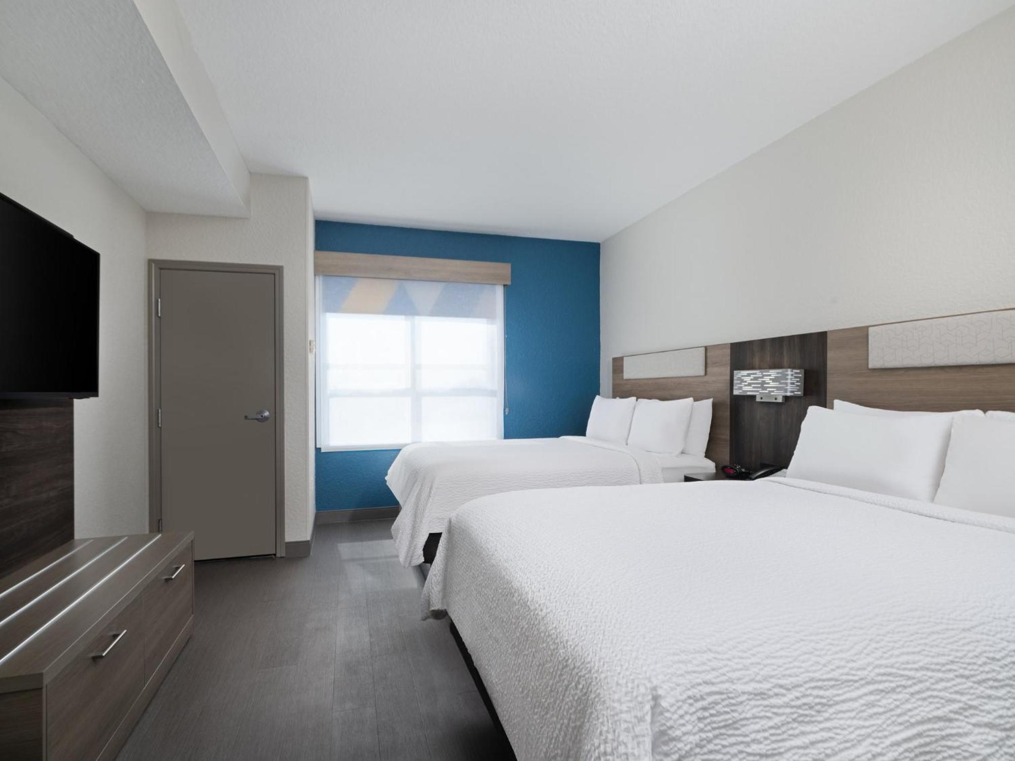 Holiday Inn Express & Suites Lakeland North I-4 By Ihg Bagian luar foto